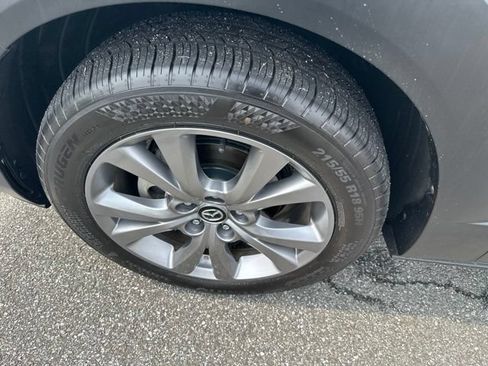 Used 2023 MAZDA CX-30 AWD 2.5 S w/ Preferred Package image 18