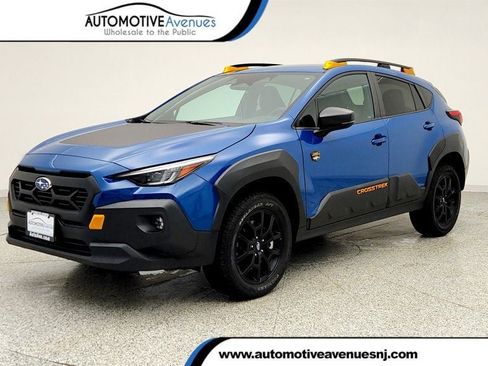 Used 2024 Subaru Crosstrek 2.5i Wilderness w/ Crosstrek Mirror Package AWD/4WD image 1