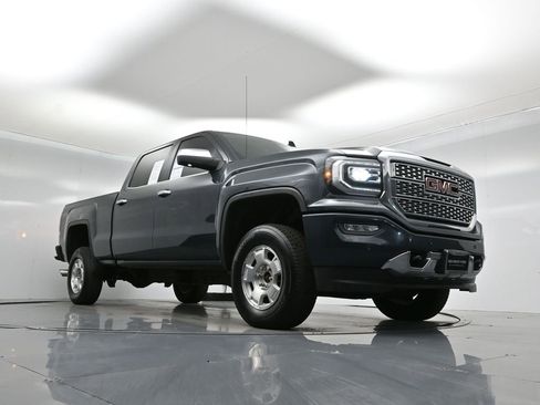 Used 2018 GMC Sierra 1500 Denali image 46
