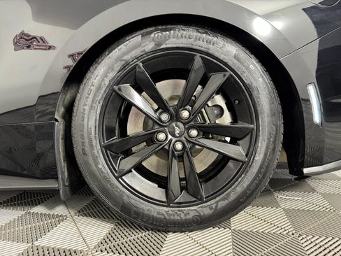 Used 2025 Ford Mustang GT RWD image 36