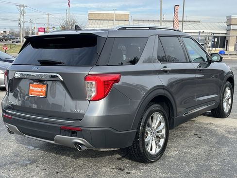 Used 2023 Ford Explorer Limited image 7