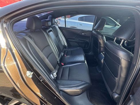 Used 2016 Honda Accord Sport image 15