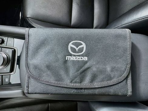 Used 2021 MAZDA MAZDA3 Hatchback w/Premium Plus Pkg AWD/4WD image 31