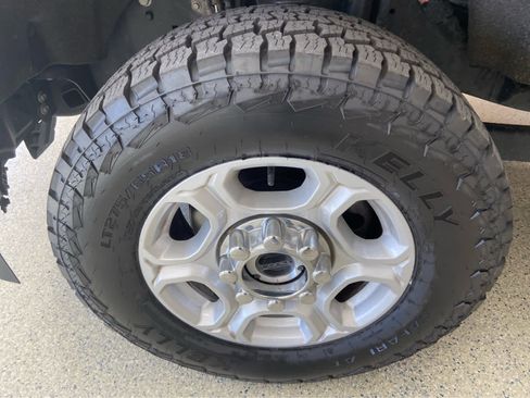 Used 2025 Ford F250 XLT image 10