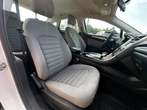 Used 2016 Ford Fusion S FWD image 28