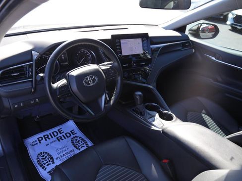 Used 2023 Toyota Camry SE image 6