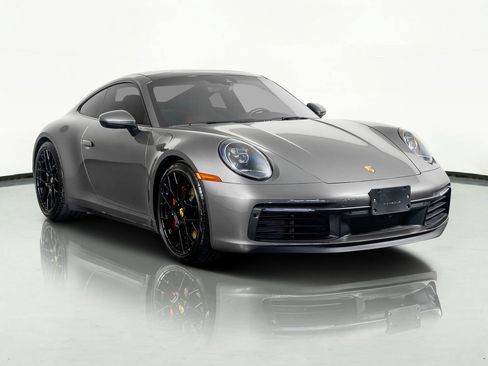 Used 2023 Porsche 911 Carrera 4S AWD/4WD image 4
