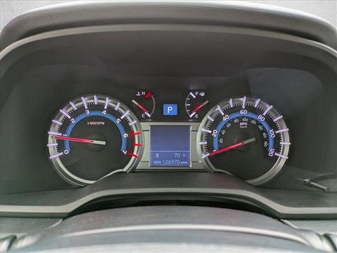 Used 2015 Toyota 4Runner Limited image 10