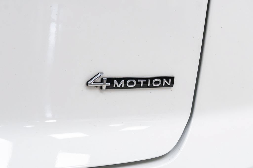 Used 2023 Volkswagen Atlas Cross Sport SE w/ Black Wheel Package AWD/4WD image 30