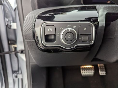 New 2026 Mercedes-Benz CLA 250 image 18