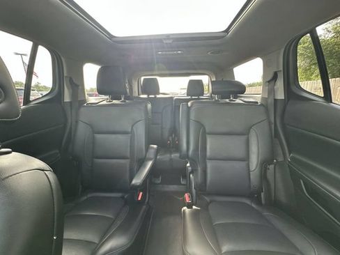 Used 2019 GMC Acadia SLT w/ Black Edition FWD image 22