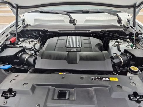 Used 2025 Land Rover Defender 110 X-Dynamic SE AWD/4WD image 24