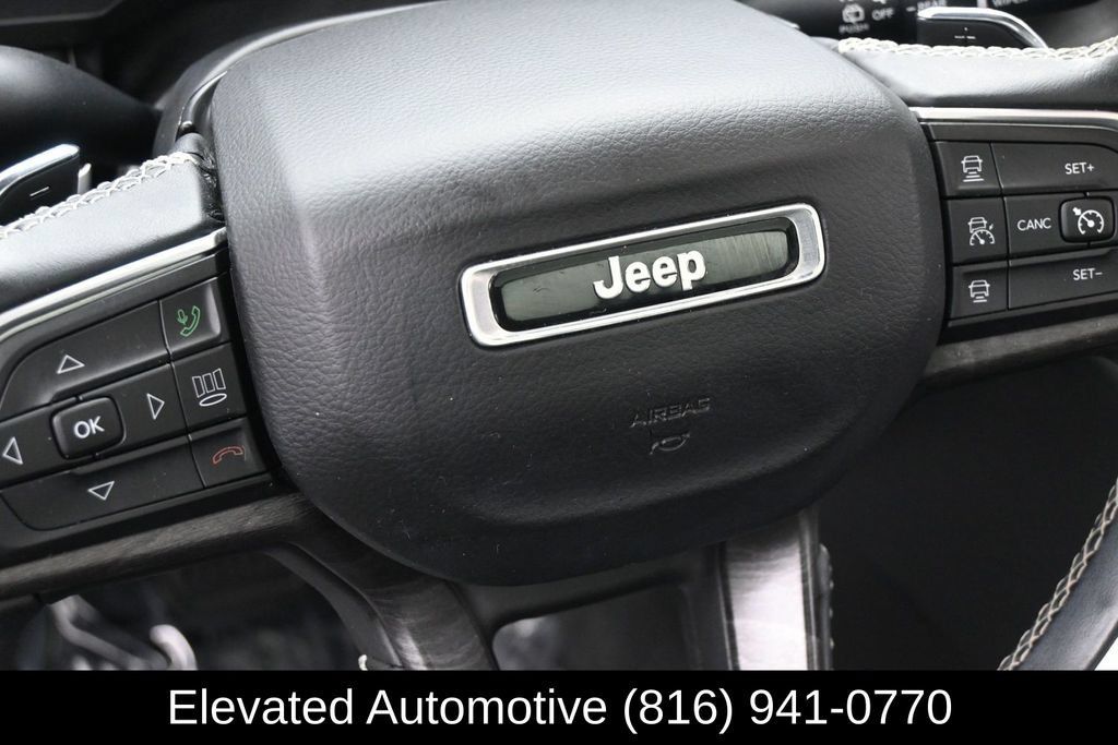 Used 2021 Jeep Grand Cherokee L Limited AWD/4WD image 13