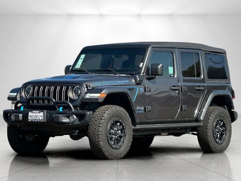 Used 2023 Jeep Wrangler Unlimited Rubicon 4xe image 7