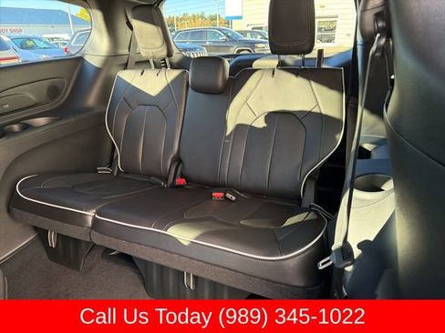 New 2026 Chrysler Pacifica Limited w/ S Appearance Package image 29