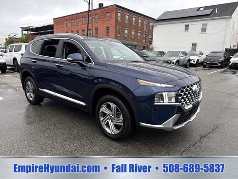 Used 2022 Hyundai Santa Fe SEL w/ Convenience + Premium Package AWD/4WD image 2