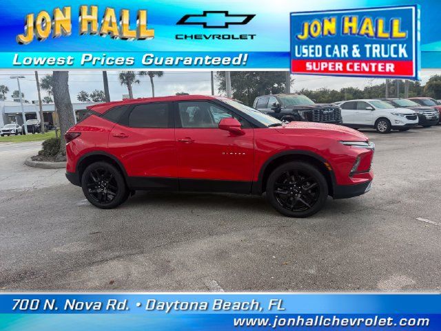 Used 2023 Chevrolet Blazer LT FWD image 12