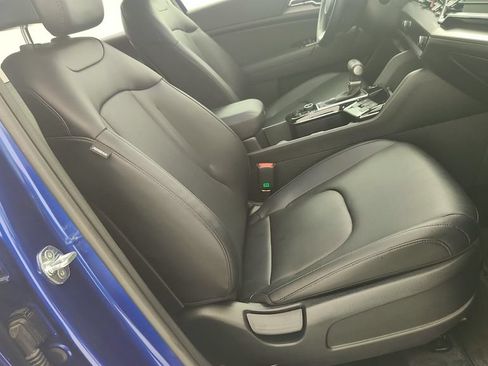 Used 2025 Kia Sportage SX FWD image 29
