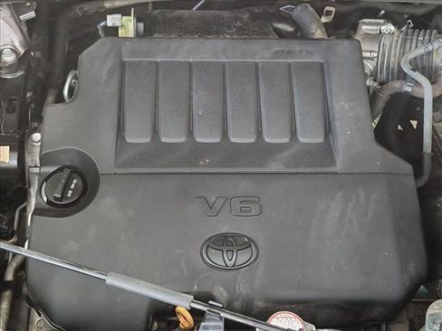 Used 2016 Toyota Highlander XLE FWD image 25