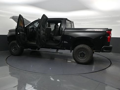 Used 2019 Chevrolet Silverado 1500 LT Trail Boss AWD/4WD image 34