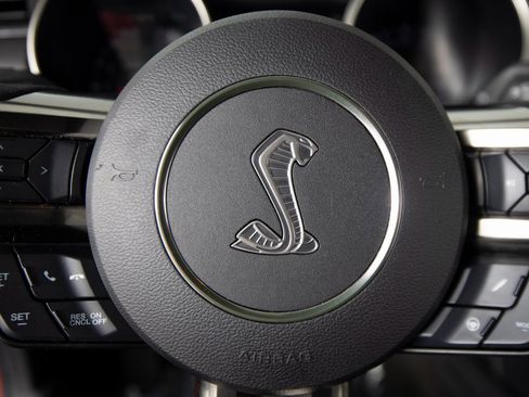 Used 2017 Ford Mustang Shelby GT350R image 31