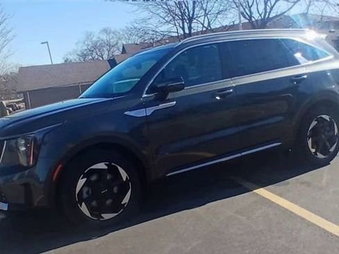 New 2026 Kia Sorento EX w/ EX Premium Package AWD/4WD image 7