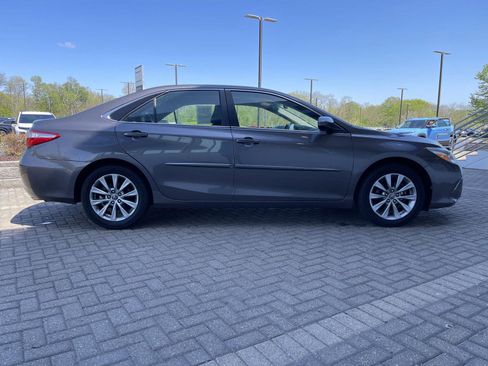 Used 2015 Toyota Camry XLE FWD image 6