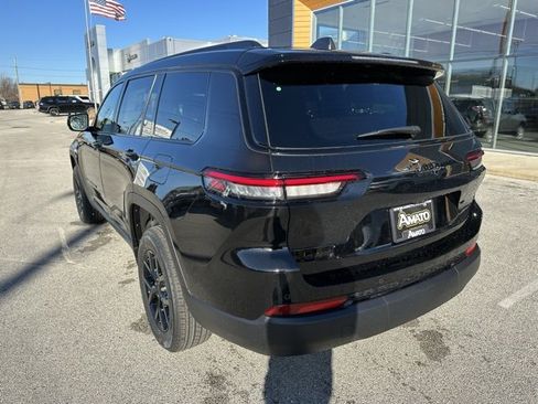 New 2025 Jeep Grand Cherokee L Altitude image 8