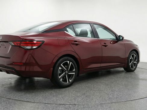 Used 2025 Nissan Sentra SV image 9