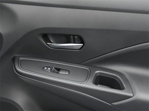 New 2025 Nissan Versa SV w/ Trunk Package image 30