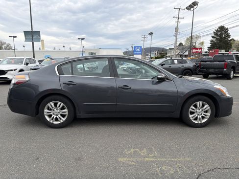 Used 2011 Nissan Altima 2.5 S w/ Convenience Pkg image 8