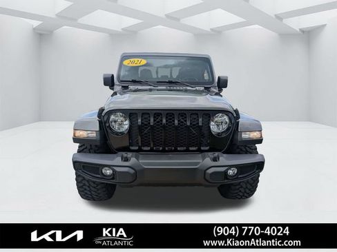 Used 2021 Jeep Gladiator Sport AWD/4WD image 8