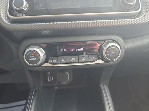 Used 2020 Nissan Kicks SV image 10