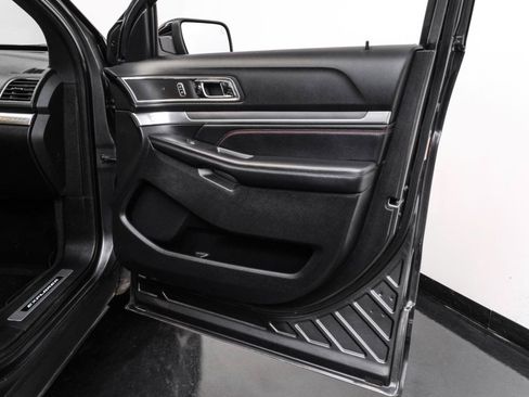 Used 2017 Ford Explorer Sport w/ Equipment Group 401A AWD/4WD image 35