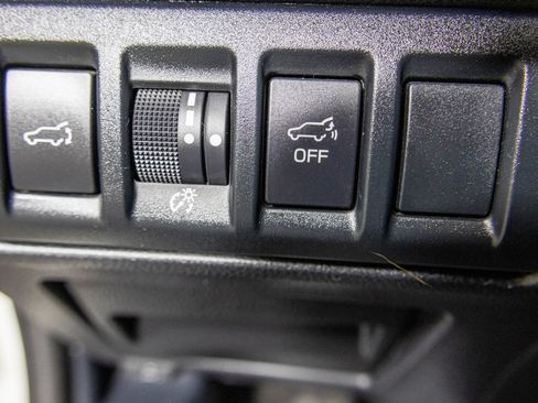 Used 2021 Subaru Outback Premium image 30