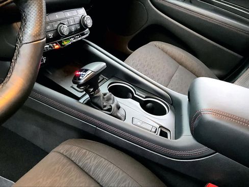 Used 2024 Dodge Durango R/T w/ Blacktop Package image 16