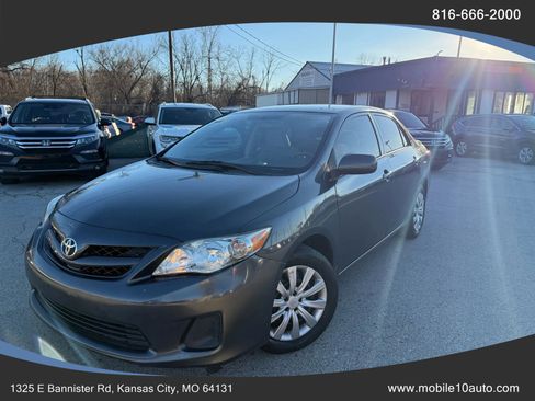 Used 2012 Toyota Corolla LE image 1