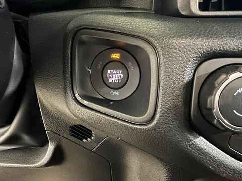 New 2026 Jeep Gladiator Sport image 32