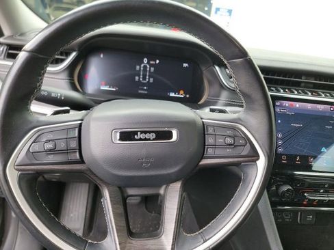 Used 2021 Jeep Grand Cherokee L Limited RWD image 15