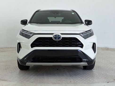 Used 2022 Toyota RAV4 XSE AWD/4WD image 6