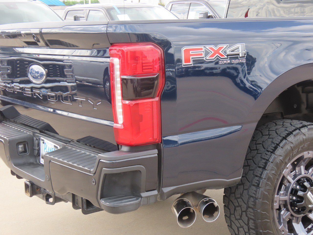 Used 2024 Ford F250 Lariat w/ Lariat Ultimate Package AWD/4WD image 12