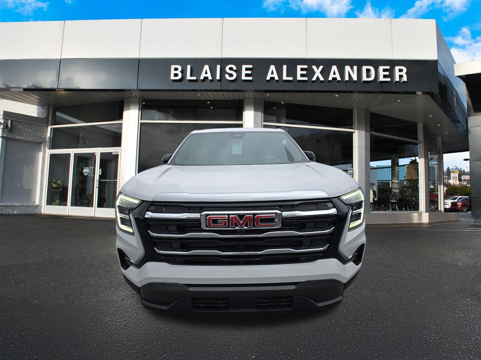 New 2027 GMC Terrain Elevation FWD image 9