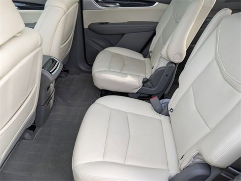 Certified 2023 Cadillac XT6 Premium Luxury w/ Technology Package image 24