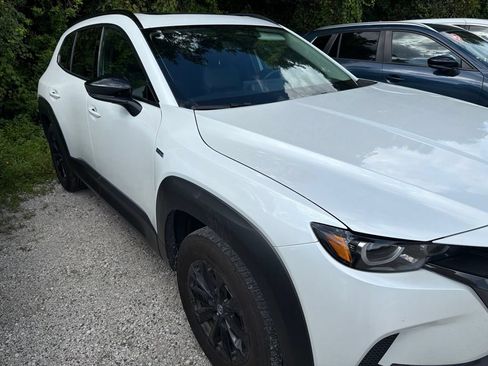 Used 2025 MAZDA CX-50 AWD 2.5 Hybrid w/ Premium Pkg image 3