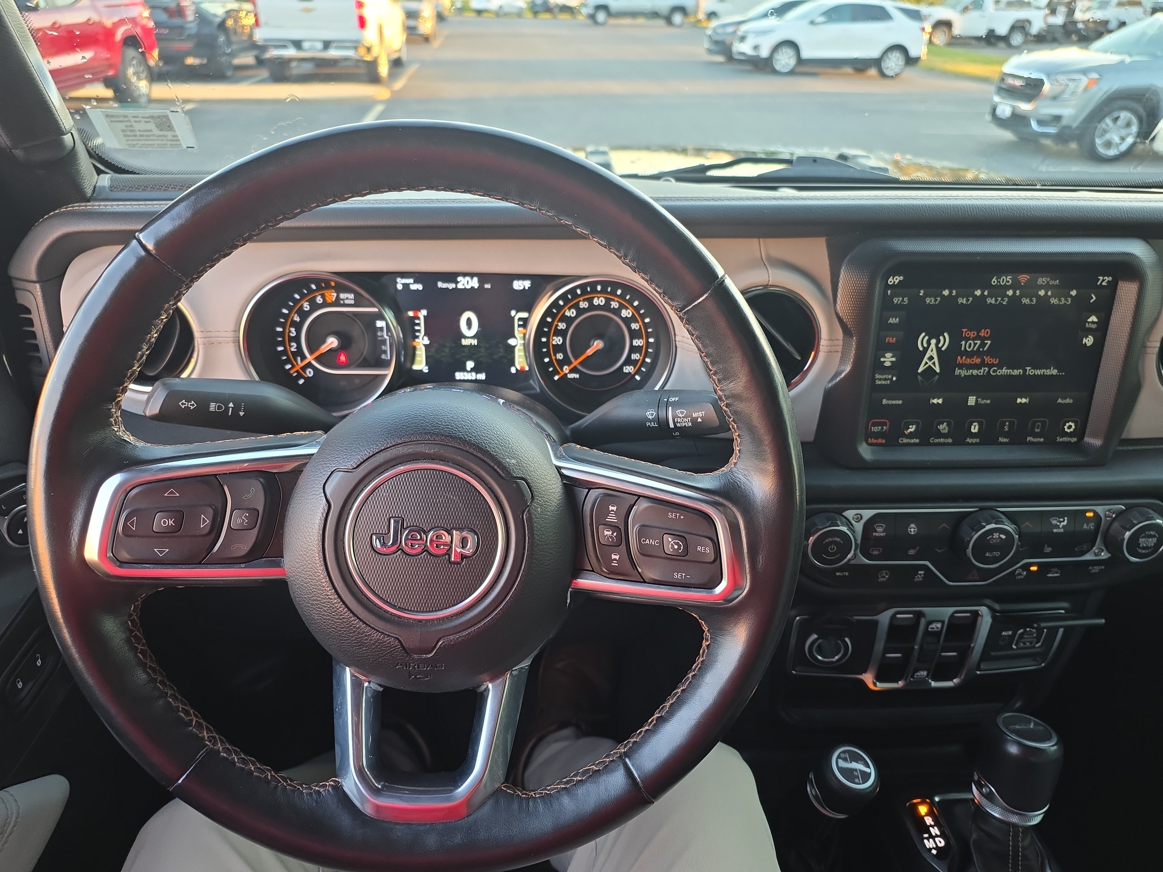 Used 2021 Jeep Gladiator Overland AWD/4WD image 14