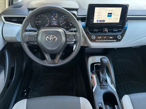Used 2023 Toyota Corolla LE FWD image 15