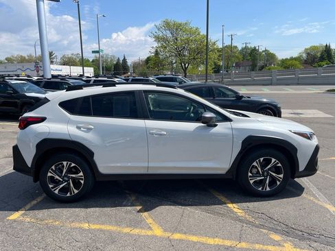 Certified 2024 Subaru Crosstrek 2.0i Premium AWD/4WD image 4