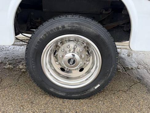 Used 2020 Ford F550 4x4 Regular Cab Super Duty image 18