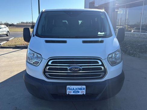 Used 2018 Ford Transit 150 XLT image 2