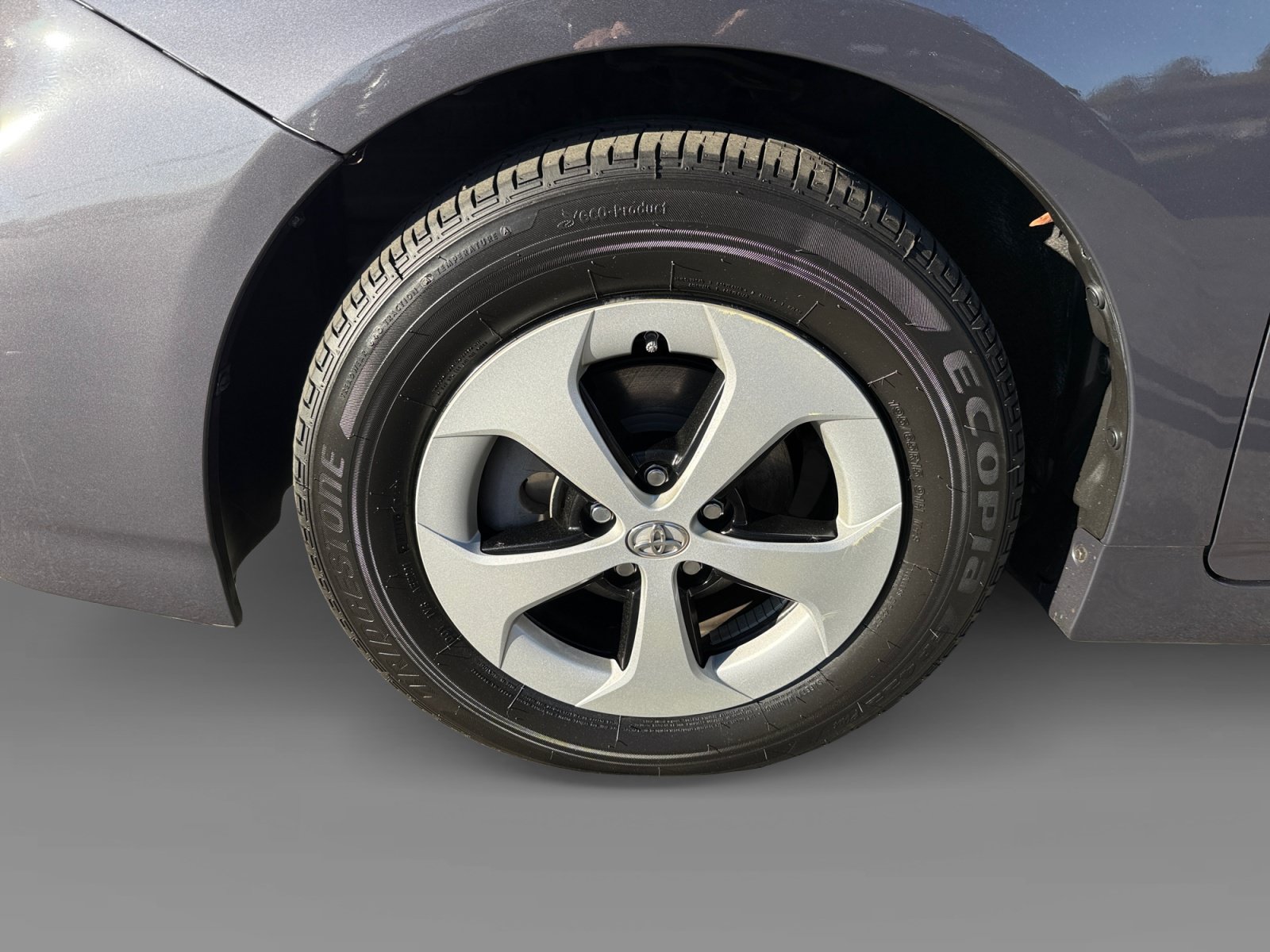 Used 2013 Toyota Prius Four FWD image 9